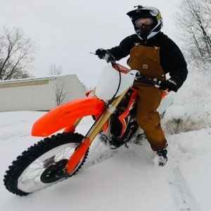 Meet your Posher, Steven